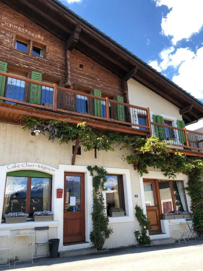Cafe Cher-Mignon Et Chambres D'Hotes Chermignon-d'en Haut 外观 照片